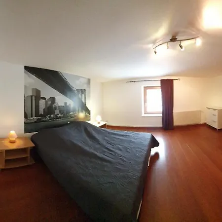 Lilas, Loft 2 A 8 Personnes, Avec Salle De Jeux Et Dans La Apartmán *