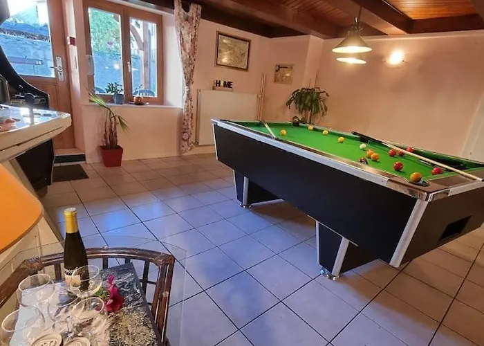 Lilas, Loft 2 A 8 Personnes, Avec Salle De Jeux Et Dans La Apartment Ventron